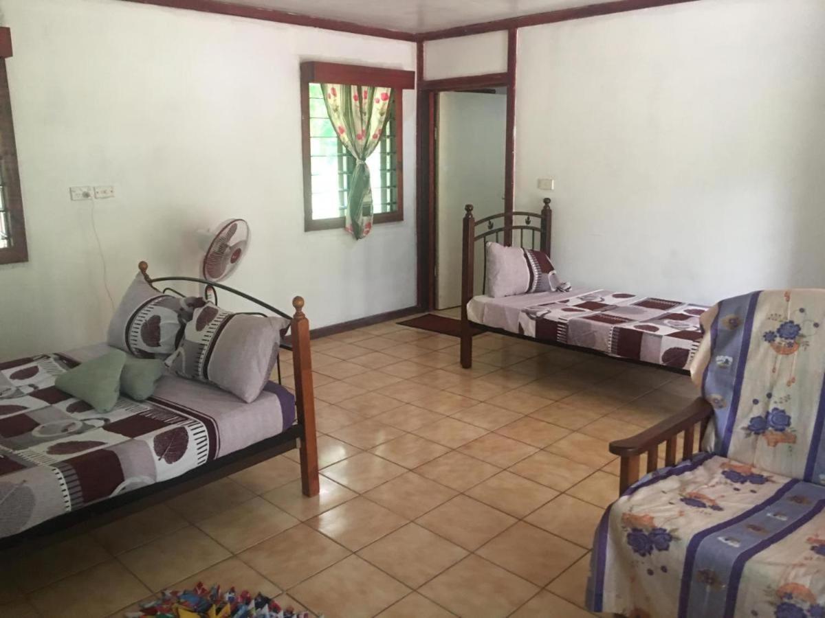 Long Escape Lodge
